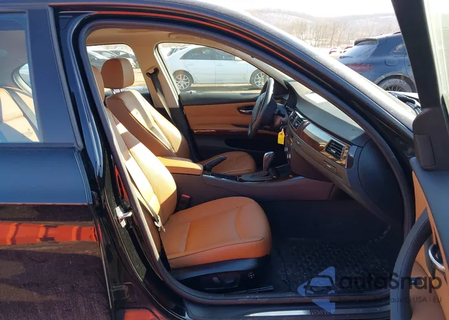 WBAPK5G54BNN81772: 44320225