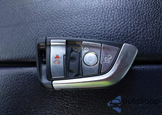 WBAJE7C56JG891732: 44320238