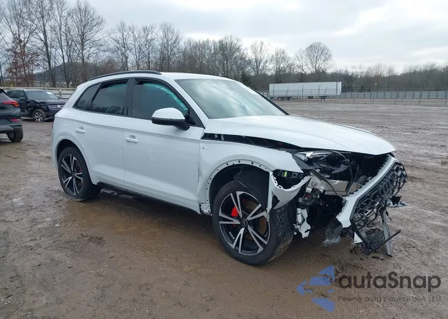 WA1EAAFY0S2044281: 44320277