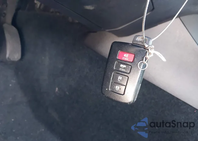 4T1BK1EB3JU283616: 44320284