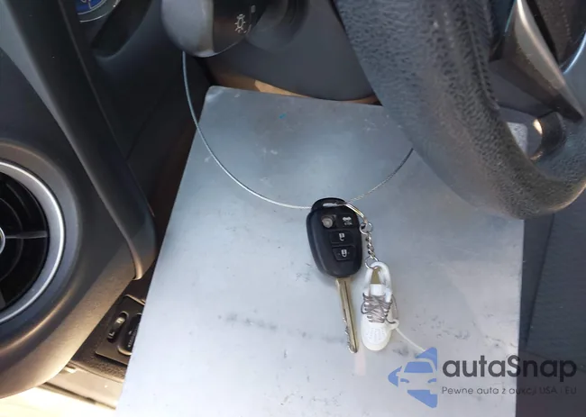 2T1BURHE3KC151876: 44320292