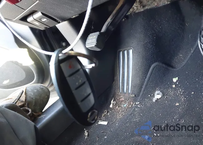 1N4AL3AP5EC422821: 44320298