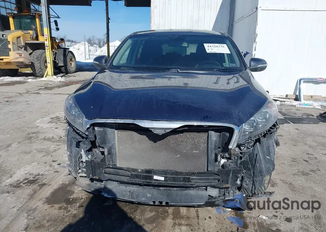 5XYPGDA51KG511760: 44320336