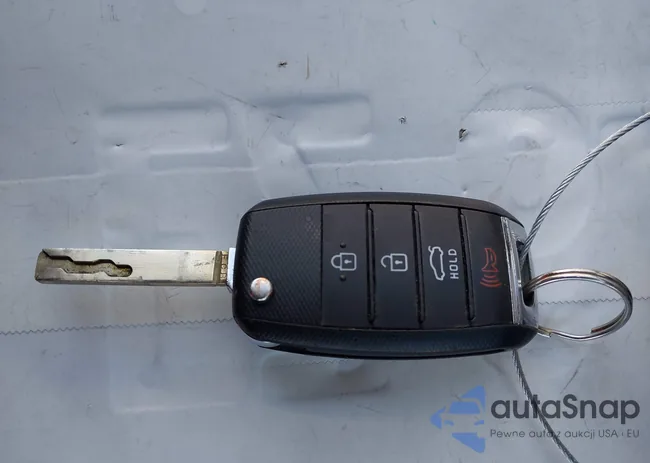 3KPA25AD3ME367677: 44320364