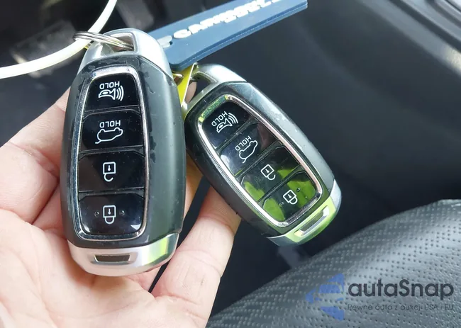 KM8K3CA57LU525853: 44320369