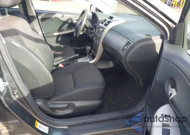 2T1BU4EE5DC096812: 44320389