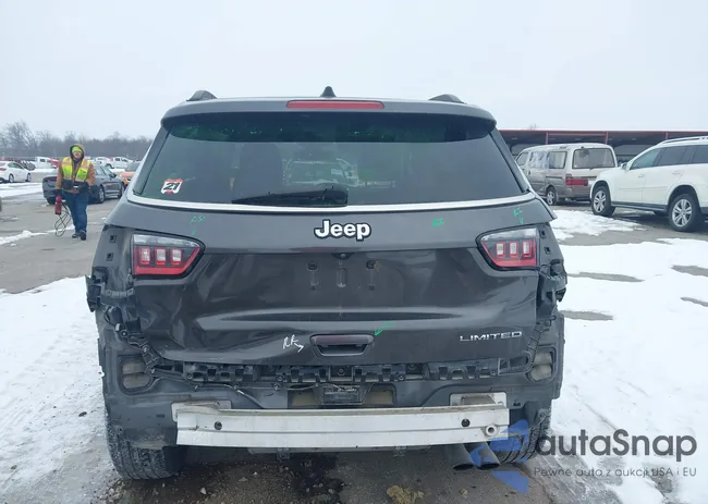 3C4NJCCB9LT152724: 44320393