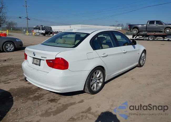 WBAPH7C59BE675789: 44320436