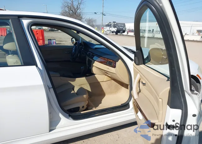 WBAPH7C59BE675789: 44320436