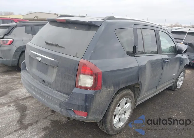 1C4NJCBB4HD117913: 44320443