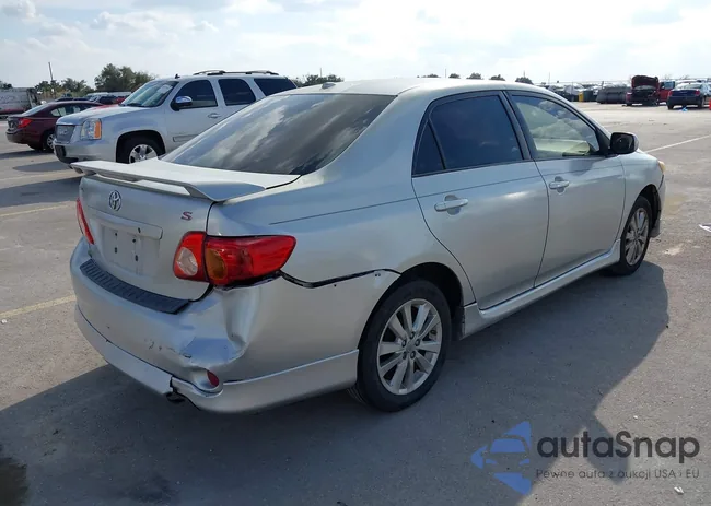 1NXBU4EE5AZ229451: 44320468