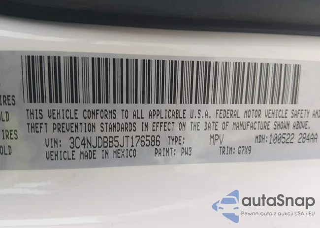 3C4NJDBB5JT176586: 44320479