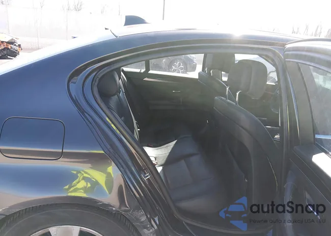 WBAFR1C51BC744573: 44320524