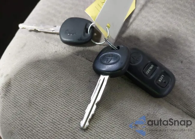 1NXBR30E36Z578411: 44320530