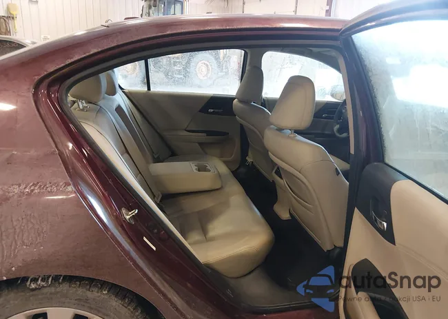 1HGCR2F86DA056764: 44320584