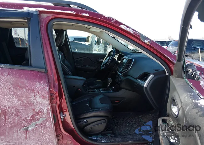 1C4PJMBS7FW588065: 44319655