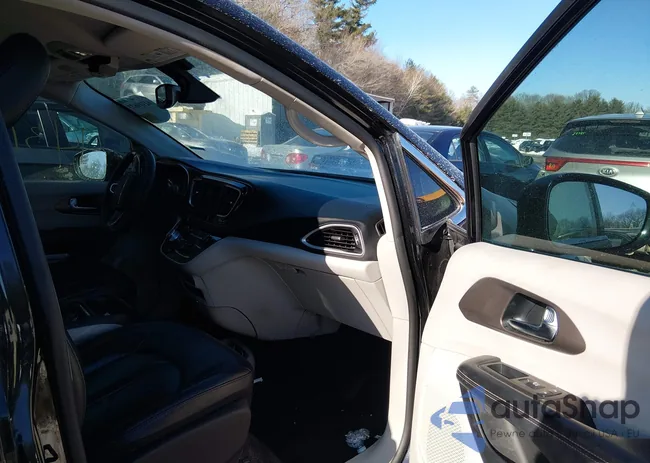 2C4RC1BG1KR576963: 44319671