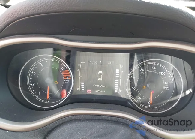 1C4PJLCB4GW283827: 44319753