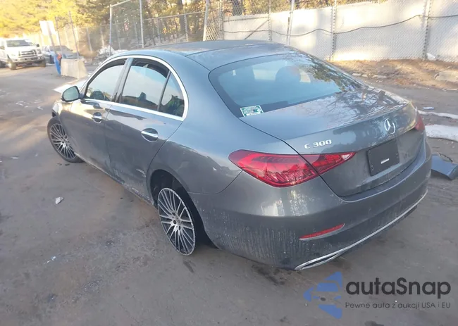 W1KAF4HB0RR230670: 44319763