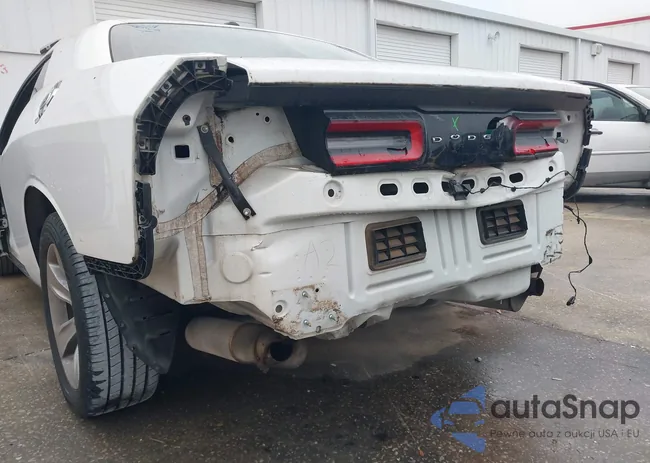 2C3CDZAG0GH209721: 44319782