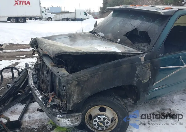 2GCHC39N5J1236823: 44319896