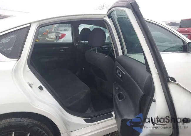 1N4AL3AP2FC418047: 44319898