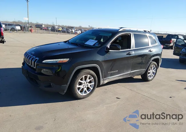 1C4PJLCB0GW230672: 44319912