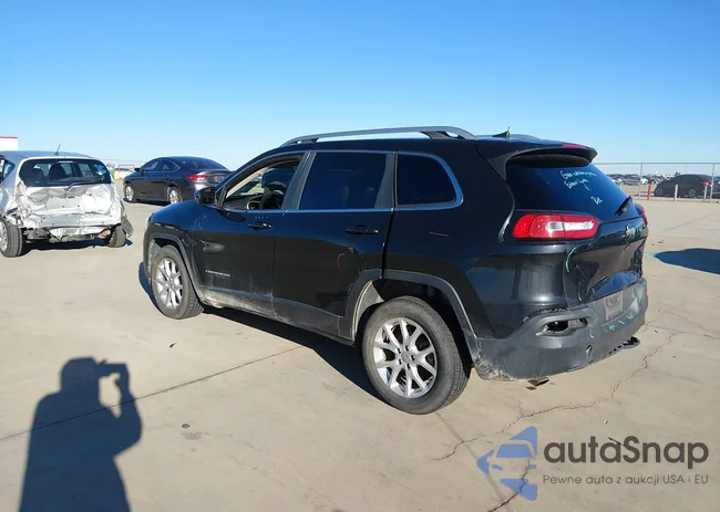 1C4PJLCB0GW230672: 44319912