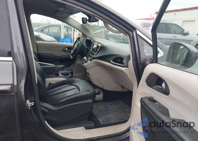 2C4RC1DG8LR265156: 44321103