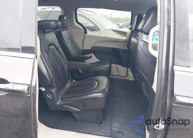 2C4RC1DG8LR265156: 44321103