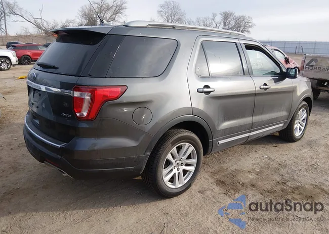 1FM5K8D87JGA24654: 44321189