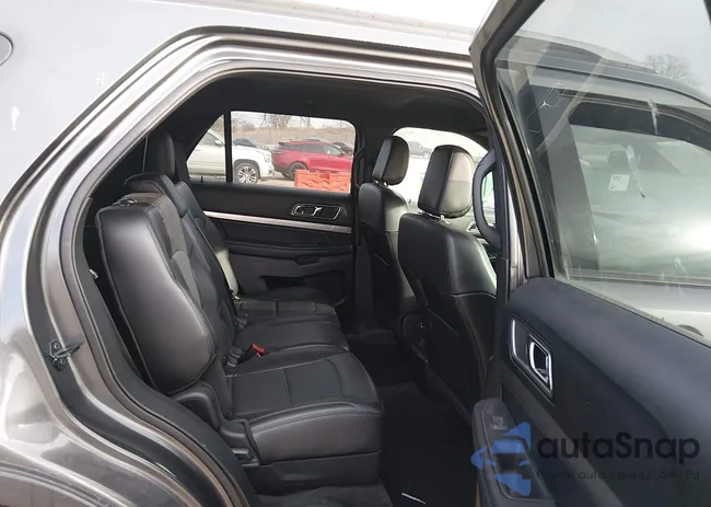 1FM5K8D87JGA24654: 44321189