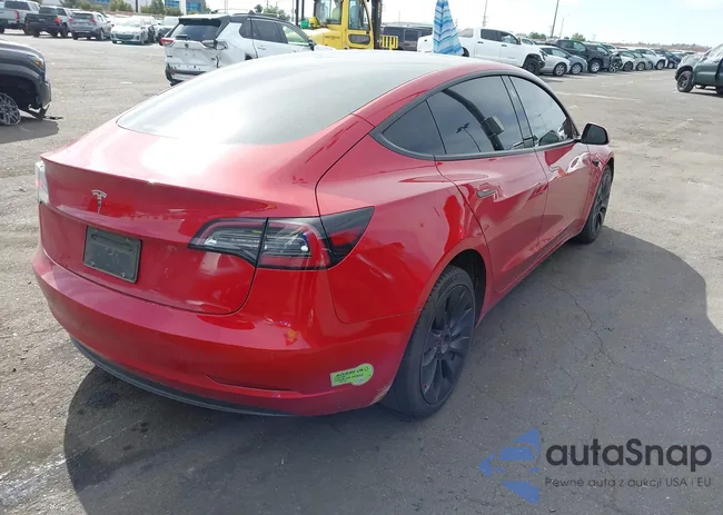 5YJ3E1EA1NF352647: 44321253