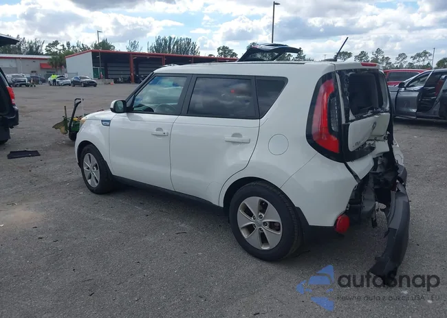 KNDJN2A2XG7267004: 44321371