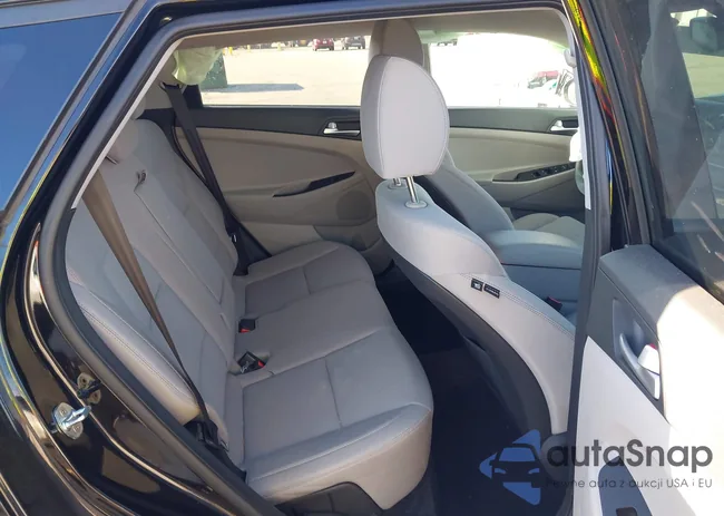 KM8J33A49MU302976: 44321379