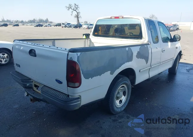 1FTDX1761VKA31802: 44321396