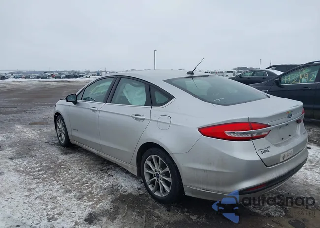 3FA6P0LU2HR325108: 44321472