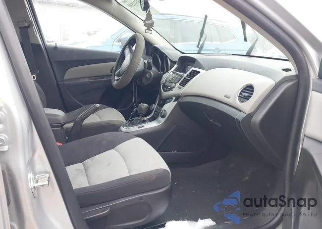 1G1P15SH1F7254563: 44321540