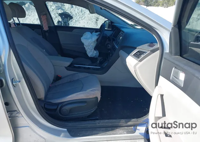 5NPE24AF4FH200854: 44321593