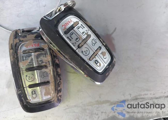 2C4RC1BG3HR511489: 44320644