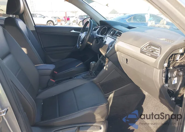 3VV3B7AX5MM067886: 44320677