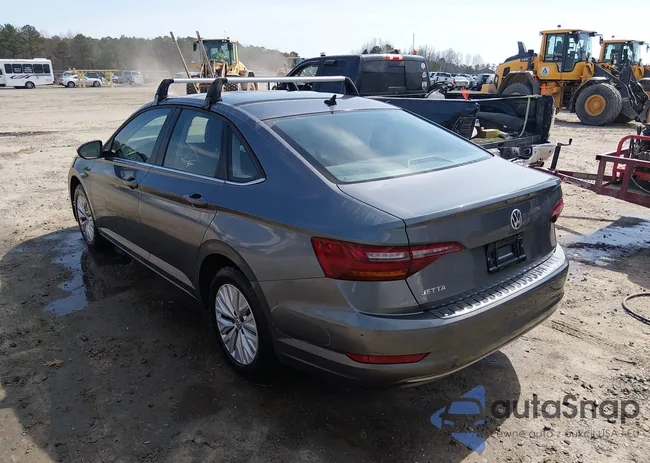 3VWCB7BUXKM232537: 44320689