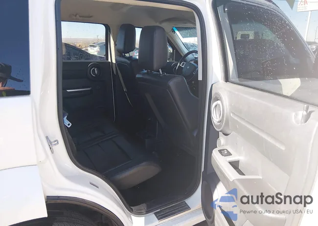 1D8GU58668W242598: 44320799