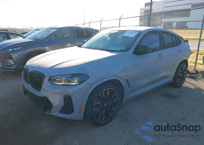 5UX43DT09R9X35420: 44320832