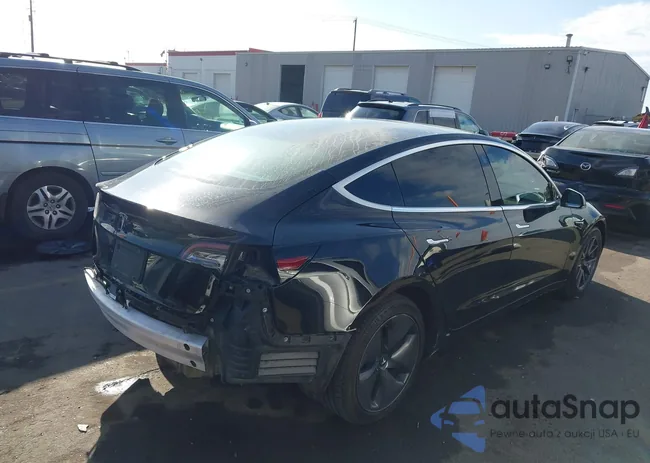 5YJ3E1EB3JF070769: 44320837