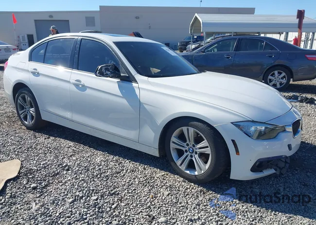 WBA8E9G51GNU27742: 44320922