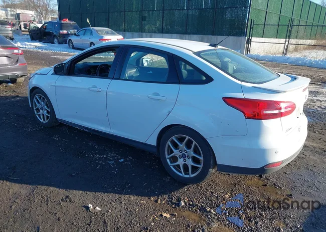 1FADP3F28FL264099: 44322105