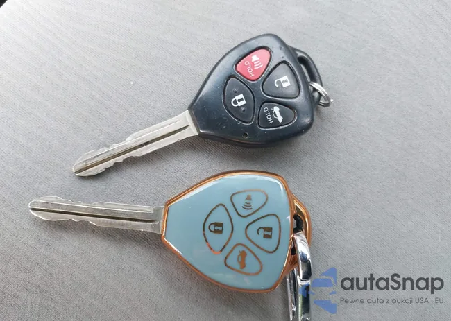 2T1BU4EE5BC539070: 44322142