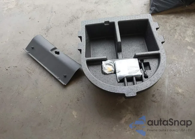 KMHCU4AE7CU185871: 44322195