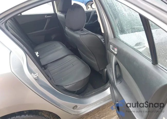 JM1BL1UG5C1512235: 44322321